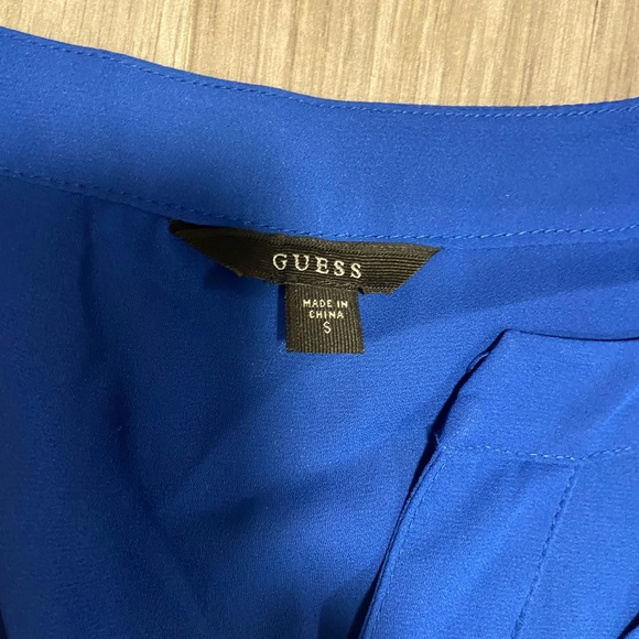 Guess size s blouse - Picture 2 of 3